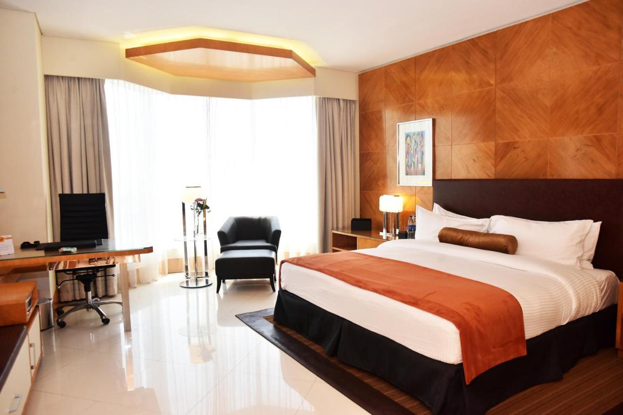 Lagos Continental Hotel Exteriér fotografie Deluxe Room